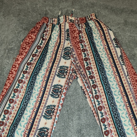 Three Bird Nest Boho Wide Leg Pants – Size M – 27” Waist, 28” Inseam - Picture 5 of 7